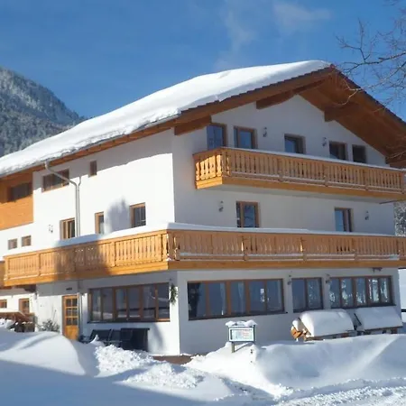 With Mountain View Comfortable Дом отдыха Бранненбург