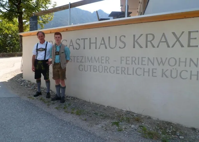 With Mountain View Comfortable Сasa de vacaciones Brannenburg